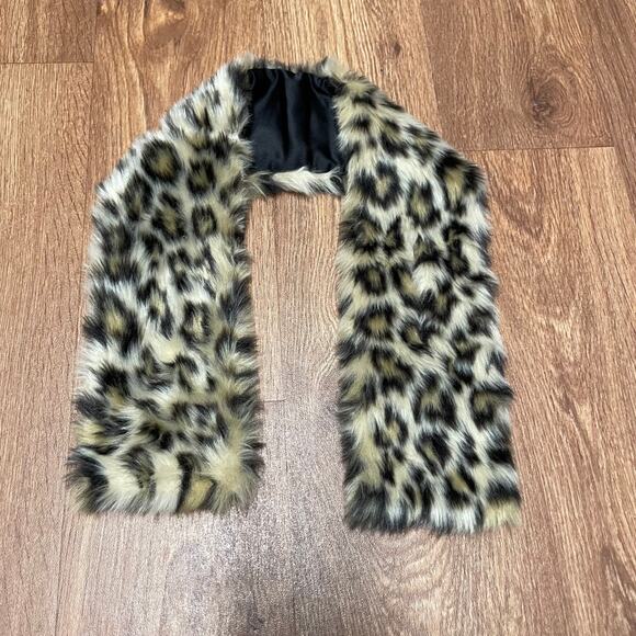 Crewcuts Leopard Faux Fur Scarf Girls OS Soft Fuzzy J.Crew Holiday Winter NYE - Picture 2 of 6